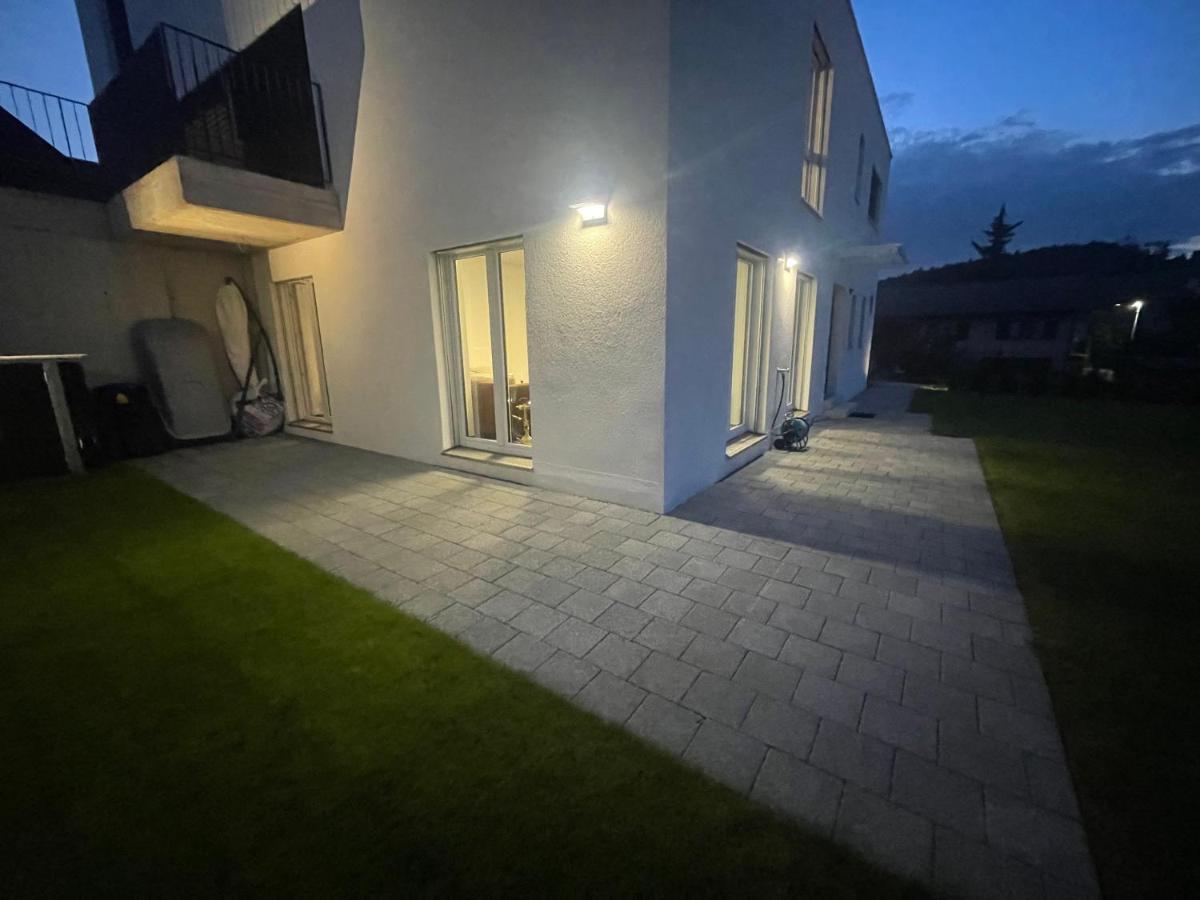 V.I.P Appartement Böttstein Buitenkant foto