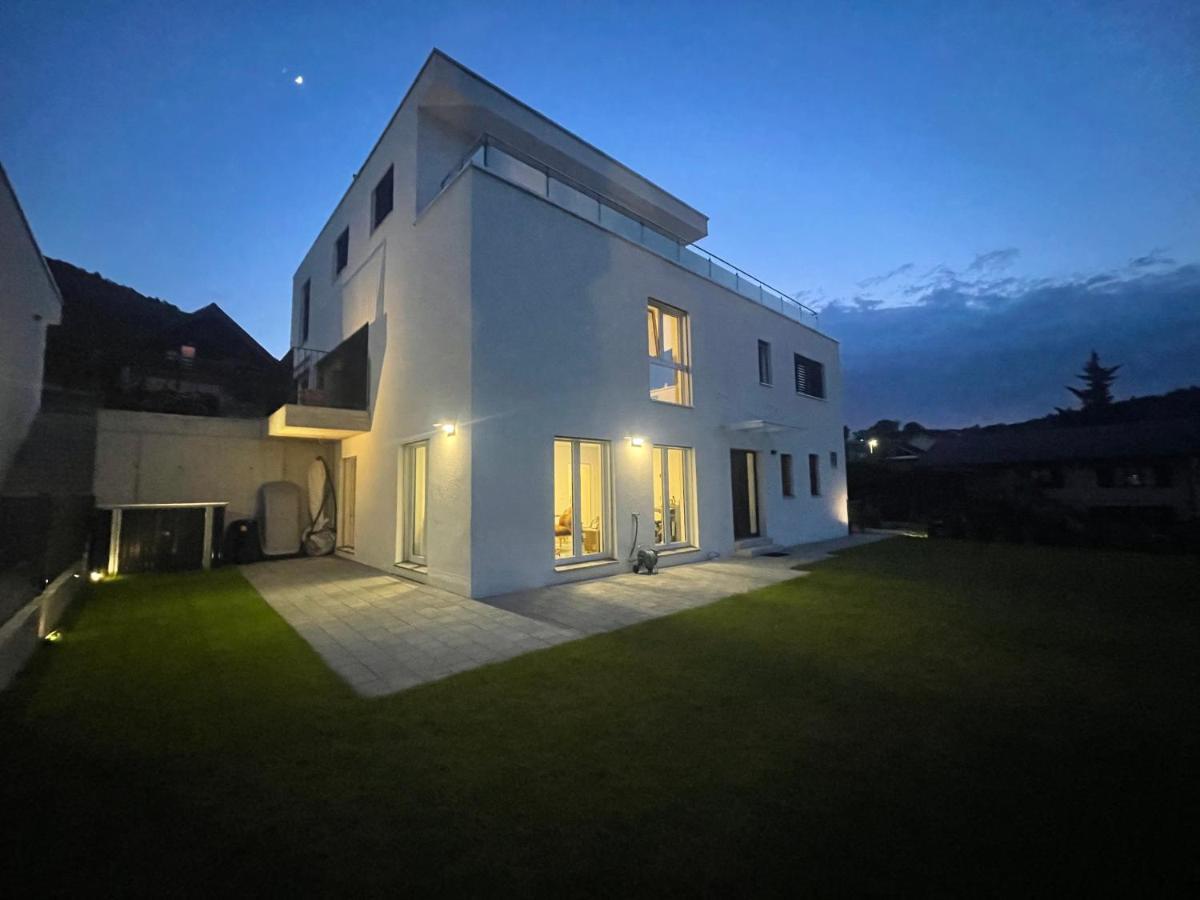 V.I.P Appartement Böttstein Buitenkant foto