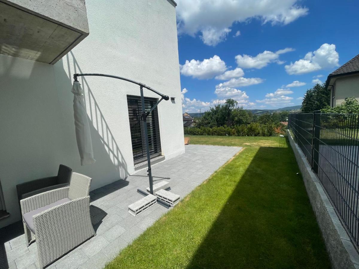 V.I.P Appartement Böttstein Buitenkant foto