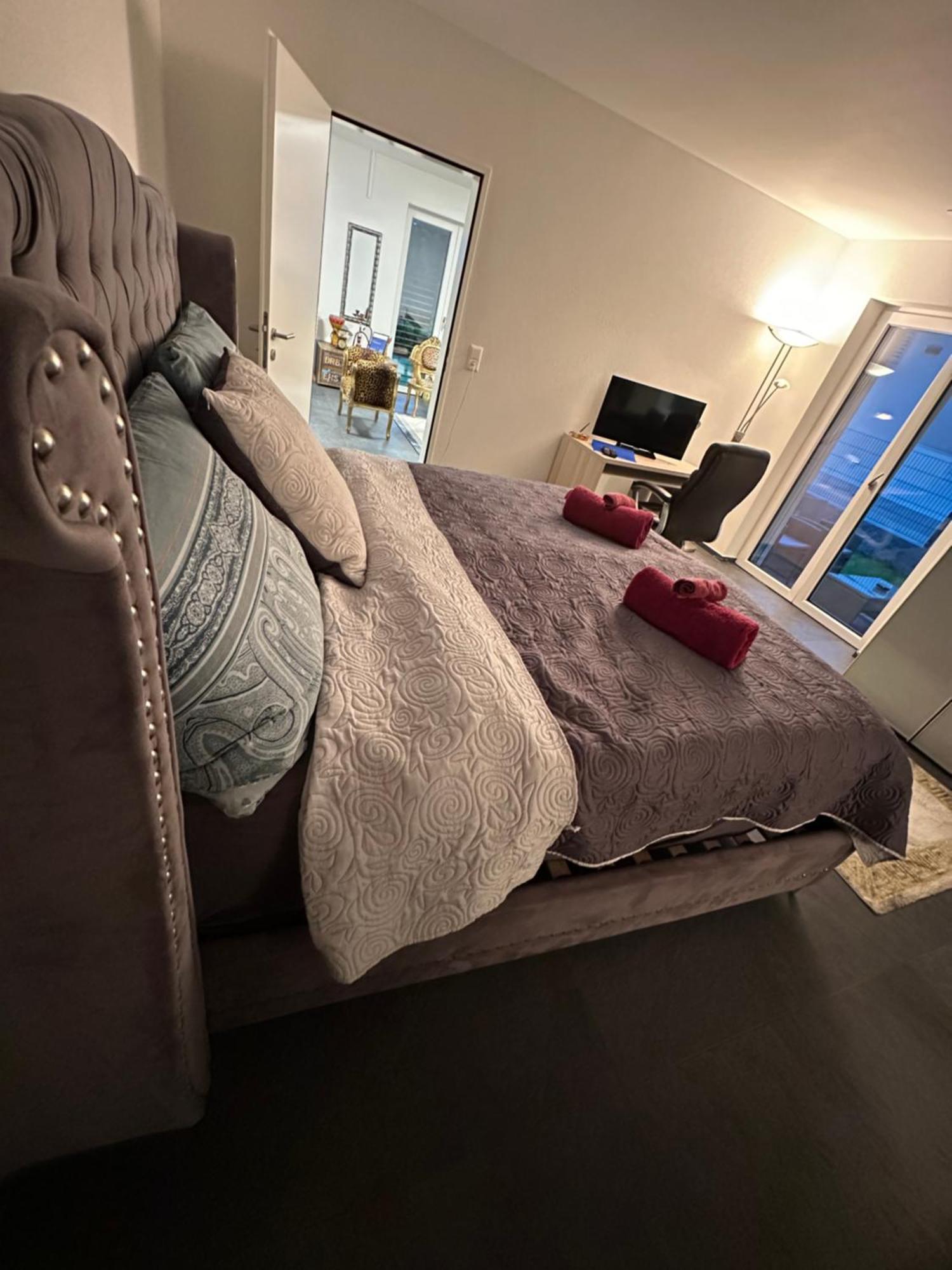V.I.P Appartement Böttstein Buitenkant foto